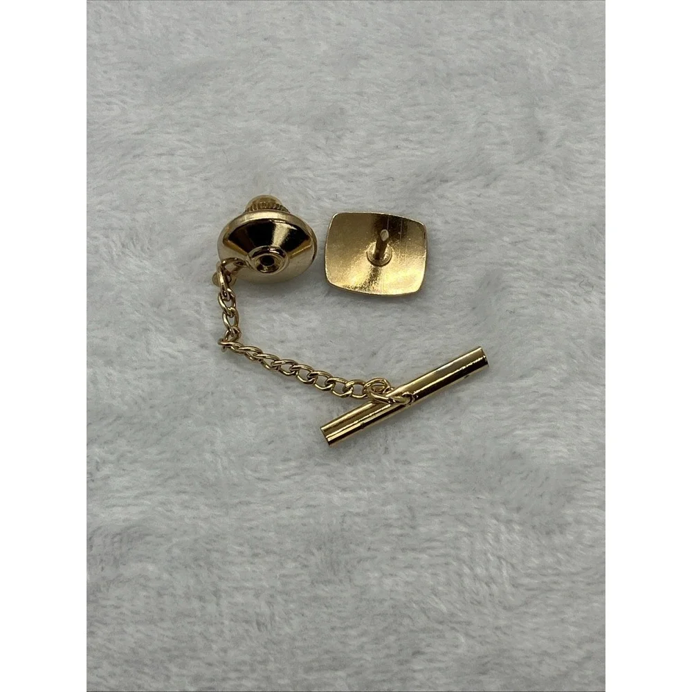 Vtg Gold Tone Tie Tack Chain Bar Square Brushed Classic Old Money‎ Estate Luxury